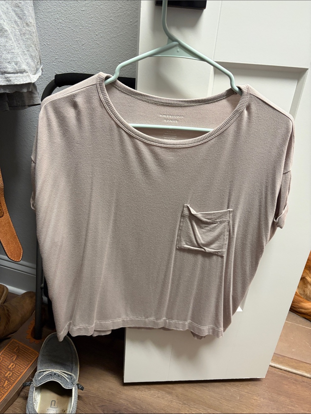American Eagle Outfitters Light Taupe Crop Pocket Tee